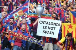 يويفا يغرم برشلونة 30 ألف يورو بسبب لافتات جماهيره بنهائى دورى الأبطال