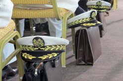 ولاة خارجون عن القانون