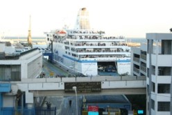 حركة احتجاجية اثر قرار تأجيل إبحار سفينة طارق بن زياد