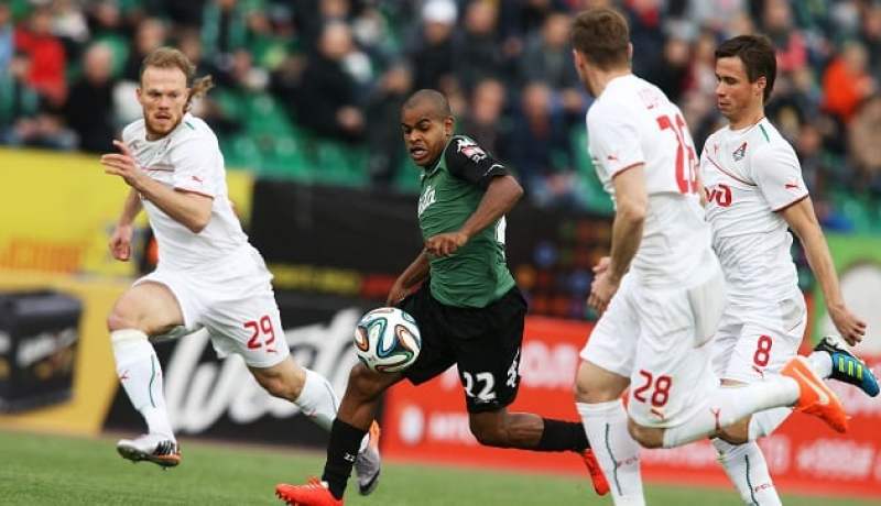 لوكوموتيف موسكو يهزم كراسنودار ويواصل صراعه على اللقب