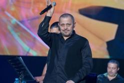 جورج وسوف وستيوارت يسدلان الستار على موازين