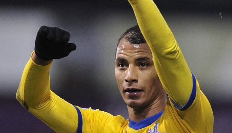 كريستال بالاس يؤكد رغبته بتجديد عقد الدولي المغربي مروان الشماخ