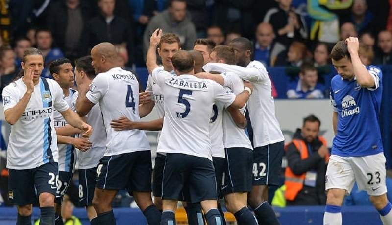 مانشستر سيتي يسير في الطريق الصحيح ويتوج نظريا بلقب الدوري الإنكليزي