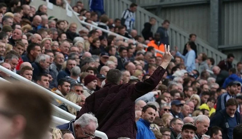 كارديف سيتي وفولهام يودعان الدوري الانكليزي الممتاز