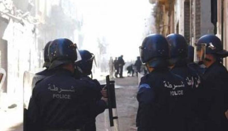 الشرطة تمنع تجمعا للبطالين بمناسبة عيد الاستقلال