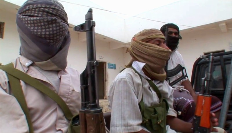 مقتل قيادي في تنظيم القاعدة باليمن واعتقال آخر