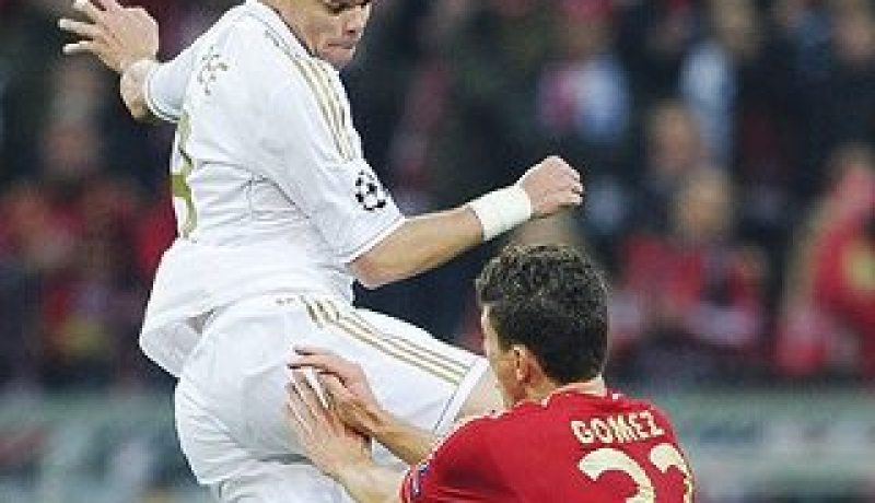 فيرغسون يريد مدافع الريال بيبي