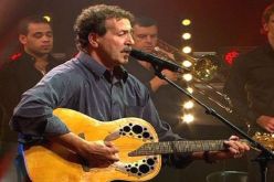 ألبوم جديد للفنّان لونيس آيت منقلات  بمناسبة 50 سنة من مشواره الفنّي