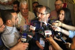 مقري يتهم سلال وبوشوارب بـ “تبذير المال العام”!