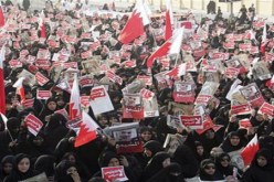 البحرينيون يستعدون لإحياء الذكرى الأولى لانتفاضتهم