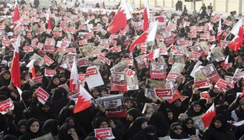 البحرينيون يستعدون لإحياء الذكرى الأولى لانتفاضتهم