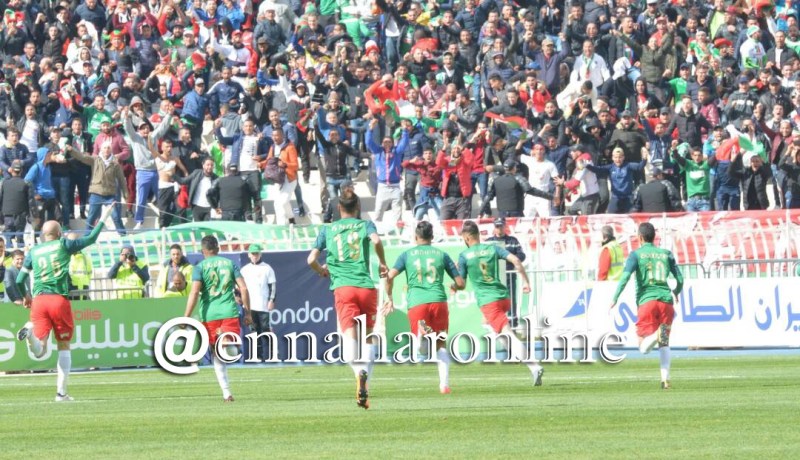 بالصور.. إتحاد بلعباس مُتفوق على الكناري في الشوط الأول