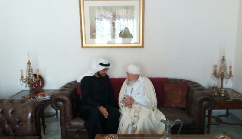 الشيخ وسيم يوسف في زيارة مجاملة للعلامة الجزائري الشيخ الطاهر آيت علجت