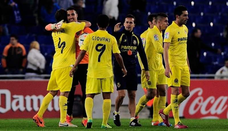 الغواصة الصفراء تقصف رايوفايكانو برباعية