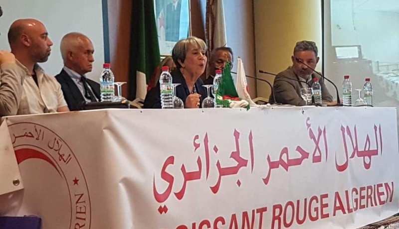 إمضاء اتفاقيات مساعدة بين جمعيات خيرية جزائرية بفرنسا والهلال الأحمر الجزائري