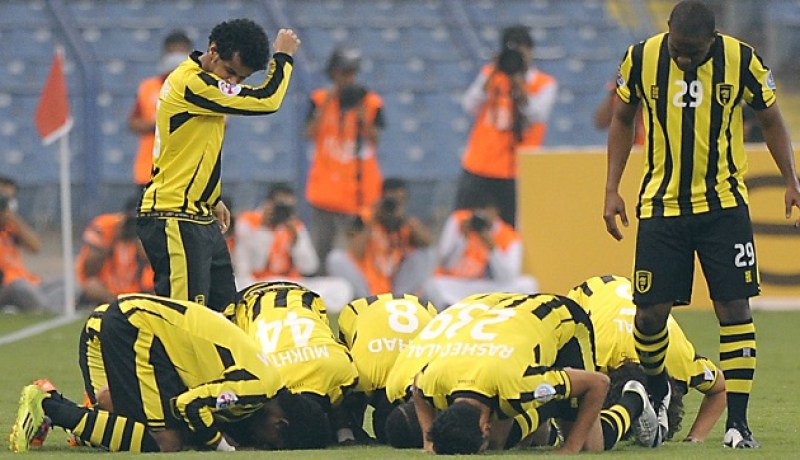 اتحاد جدة يهزم الشباب بثلاثية ويبلغ ربع نهائي ابطال آَسيا