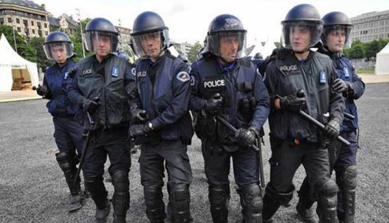 اعتقال شخصين بحوزتهما أثار متفجرات بجنيف السويسرية