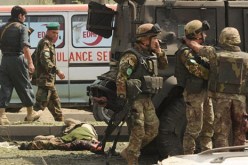 مقتل 4 جنود أمريكيين في تحطم مروحية و4 عناصر شرطة أفغان في تفجير إنتحاري