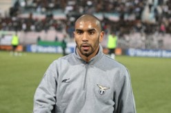 خالد لموشية يتعاقد مع مولودية وهران لموسمين