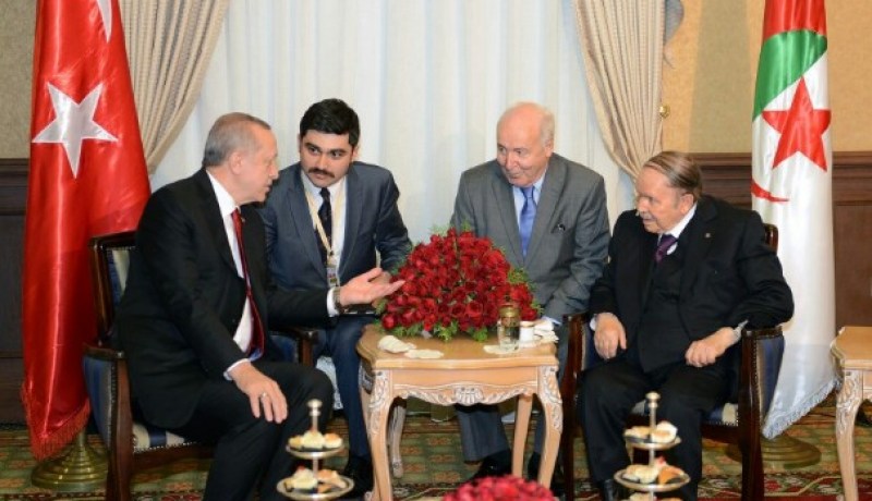بالصور .. الرئيس بوتفليقة يستقبل أردوغان