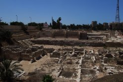 اكتشاف العديد من القطع الأثرية وقبور بعظام آدمية تعود إلى الحقبة الرومانية في سوق أهراس