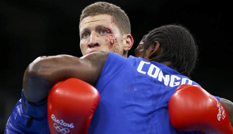 تكون مع بولت ونيمار ولما تعود إلى الجزائر تلقى روحك نجار