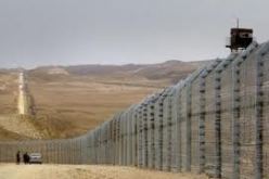 تونس تفكر اقامة سياج الكتروني على الحدود