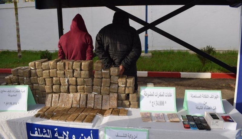توقيف شخصين بحوزتهما كمية من المخدرات في الشلف