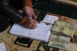 داعش يخفض رواتب مقاتليه إلى النصف