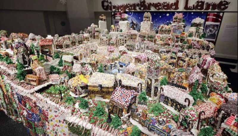 مدينة سياحية صغيرة من كعك الزنجبيل تدخل موسوعة غينيس