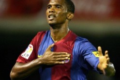 صامويل إيتو يملك أكثر من 350 هاتف محمول