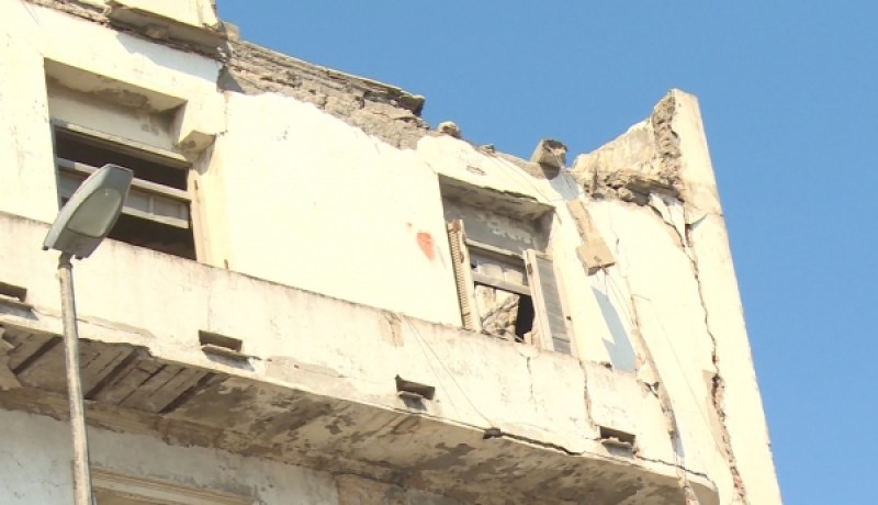 تشكيل لجنة خبراء لتقييم الأضرار التي لحقت بالبنايات القديمة بعد زلزال العاصمة