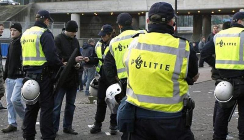 3 جرحى في هجوم بسكين في محطة القطارات بأمستردام 