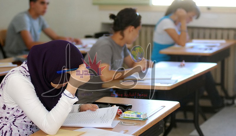 تلاميذ الـبكالوريا ممنوعون من مغادرة القاعات بعد نصف ساعة