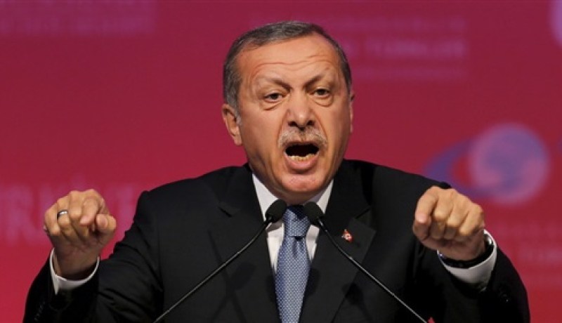 أردوغان يتجه نحو إدراج الصحفيين والنشطاء المعارضين في قائمة الإرهاب
