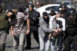 قوات الإسرائيلية تأسر 44 فلسطينيا بالضفة الغربية المحتلة