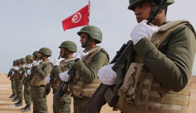الجيش التونسي يطلق النار لطرد محتجين اقتحموا مضحة للغاز بتطاوين