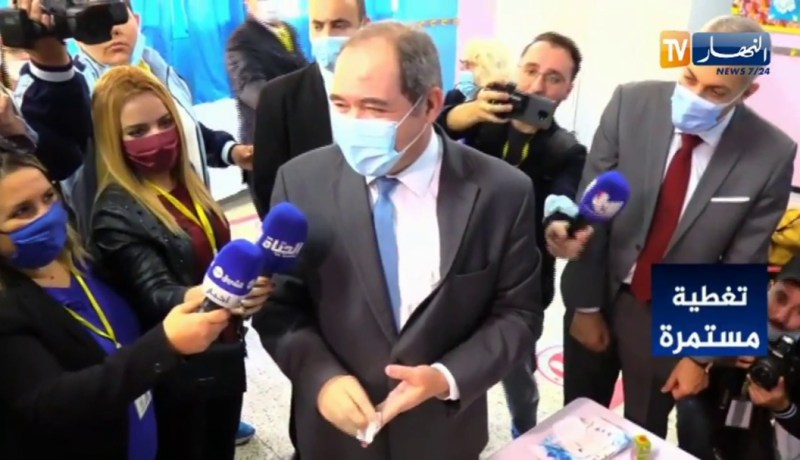 بوقادوم: الجزائر تسير إلى الأمام دون النظر لأي شخص ولا تخاف من أي أحد