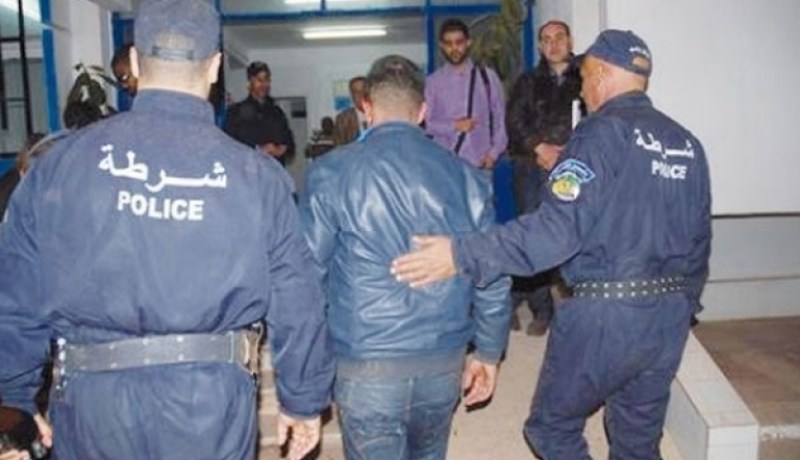سكيكدة: القبض على حارس باركينغ طعن جاره بالسكين