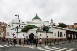 مسجد باريس يقيم صلاة الغائب على أرواح شهداء الطائرة العسكرية غدا