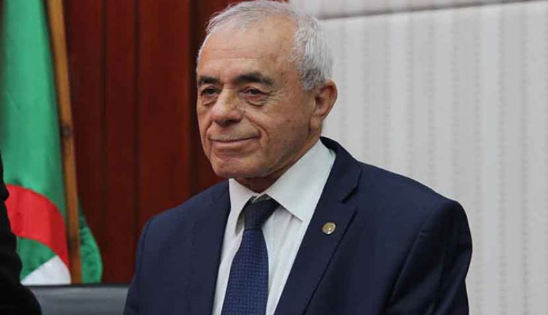 بوحجة ينهي رسميا مهام المكلّفة بالإعلام