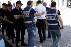 انفجار سيارة تابعة للشرطة التركية في محافظة ماردين