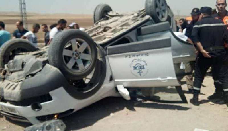 بالصور.. طاقم إذاعة برج بوعريريج يتعرض لحادث مرور