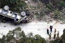 انقلاب شاحنة عسكرية يودي بحياة جندي واصابة آخرون بجروح في باتنة