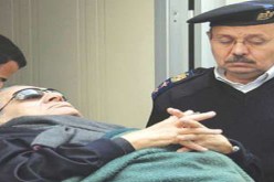 البنك المركزي يبرئ مبارك من الاستيلاء على 9 مليارات دولار