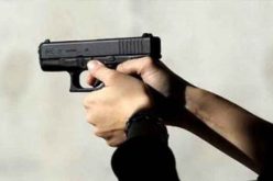 بالفيديو… بعد بائع السمك شرطة المخزن تقتل شخصا أمام والدته