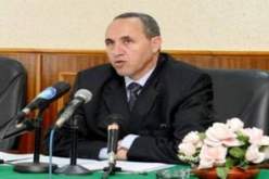 عز الدين ميهوبي يجتمع مع مديري الثقافة لترشيد الإنفاق على المهرجانات