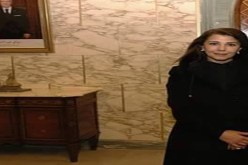 السبسي ينزع صورة بورقيبة من قصر قرطاج ويضع صورته