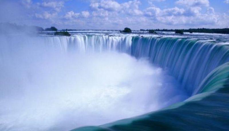 صور رائعة لشلالات نياغرا تتجمد بفعل الثلوج