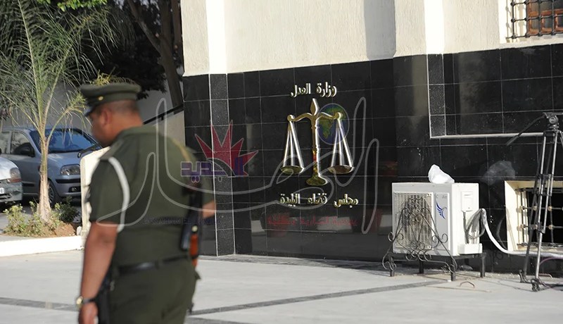 دفاع الخليفة يشكك في الصفة القانونية  لغالبية الإجراءات التي تضمنها ملف القضية